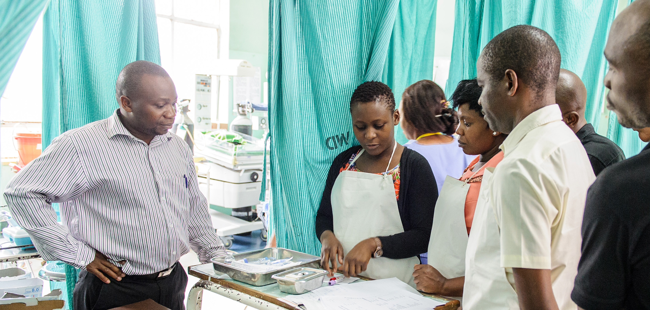 Zimbabwe health workers receive PPE from donors