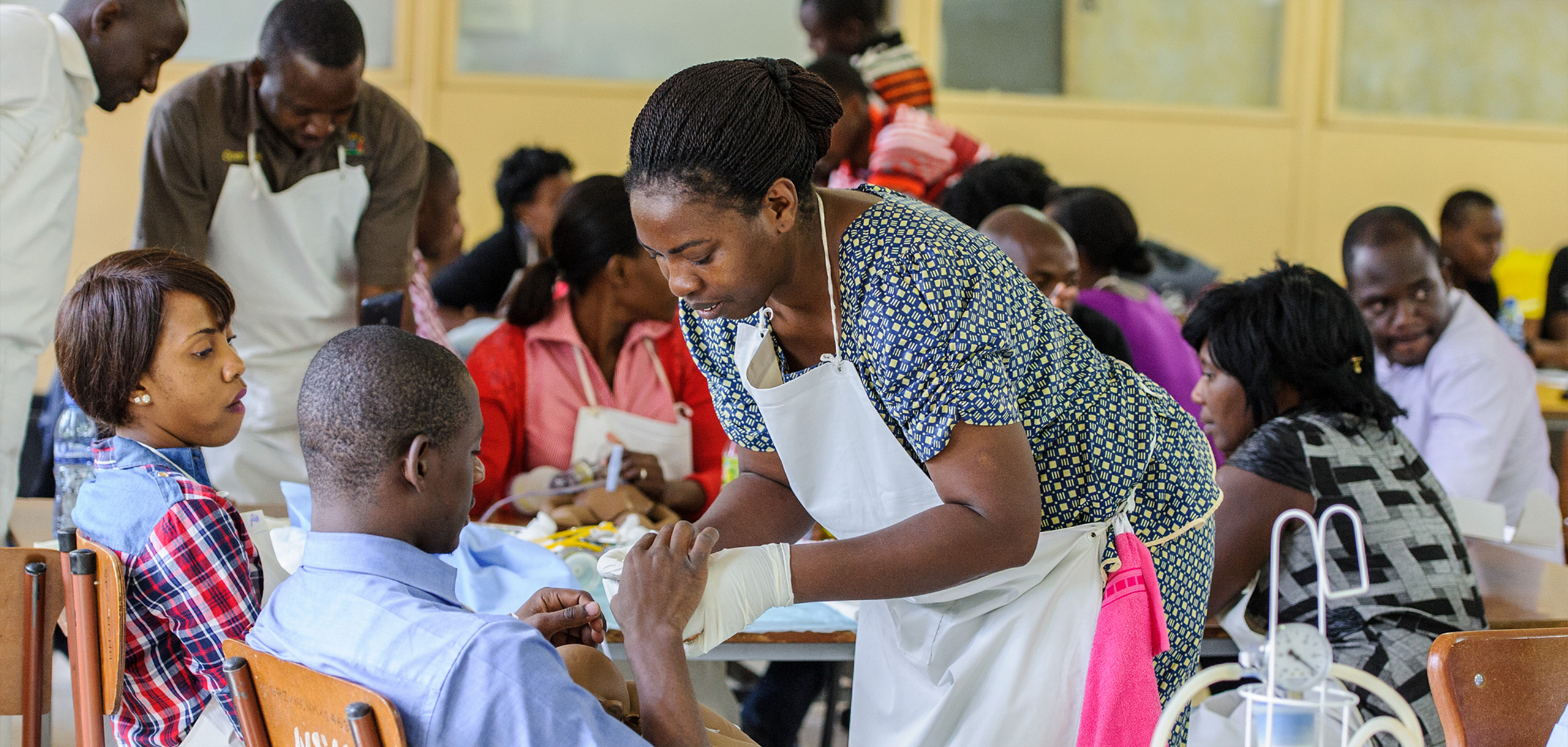 Zimbabwe health workers receive PPE from donors